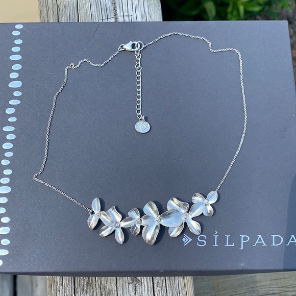 N3242 Silpada Garden Whimsy sterling necklace